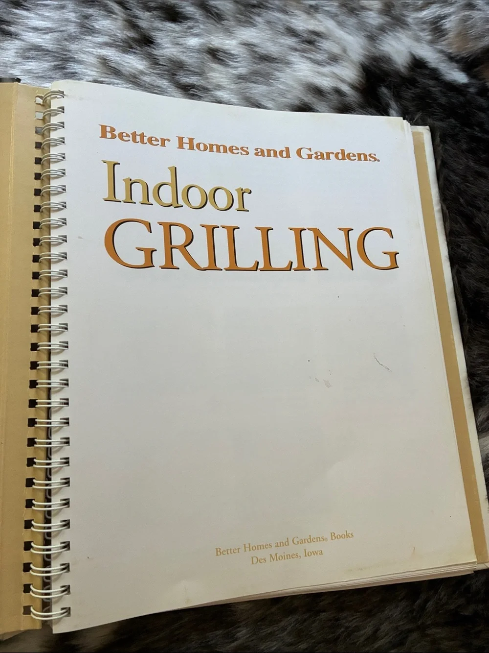 Better Homes And Gardens Indoor Grilling Cookbook - Black and Yellow Cover